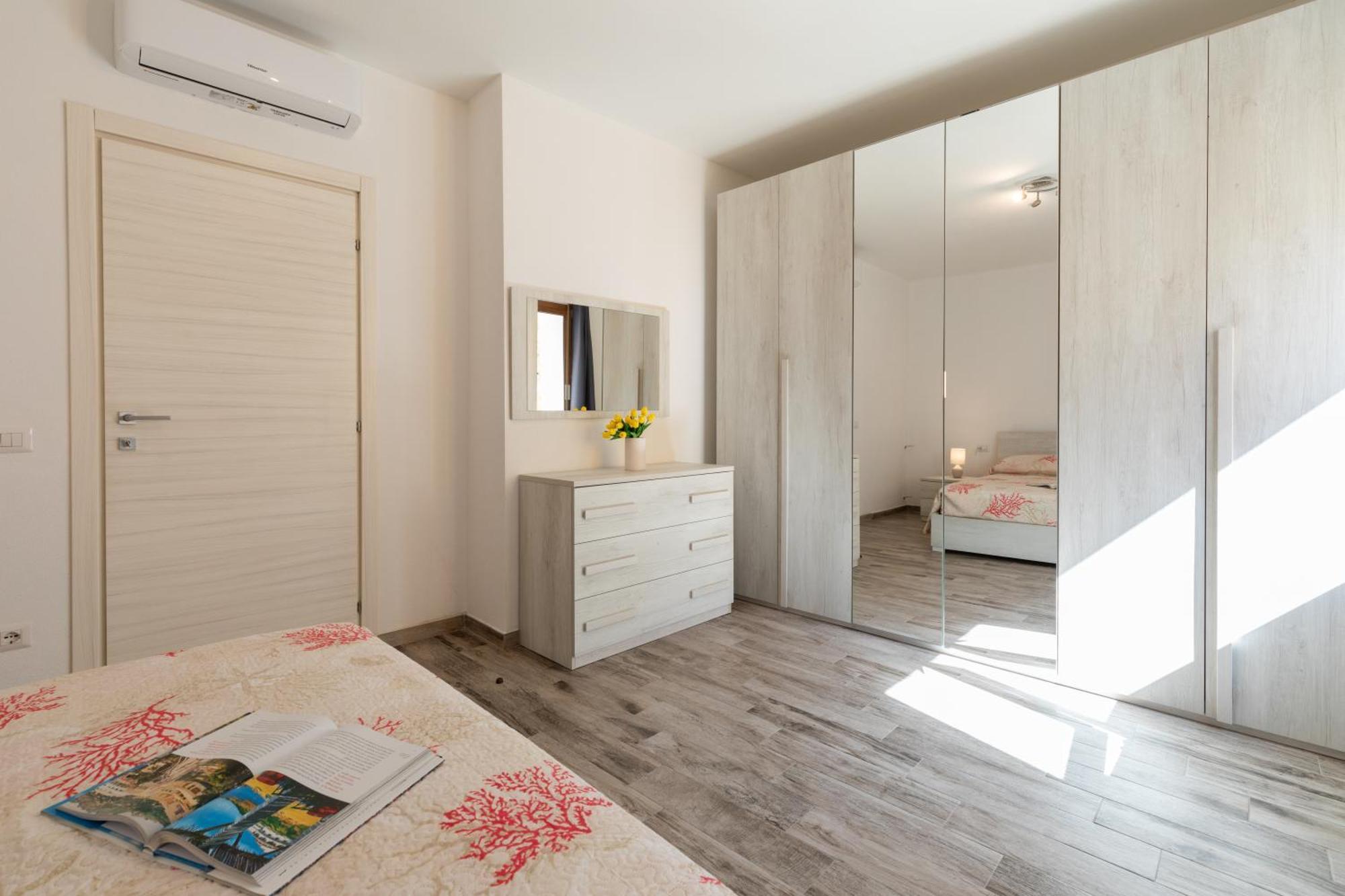 Zaira Home Free Wi-Fi 5 Minuti Dal Lago Liscia Sant'Antonio di Gallura Exterior foto